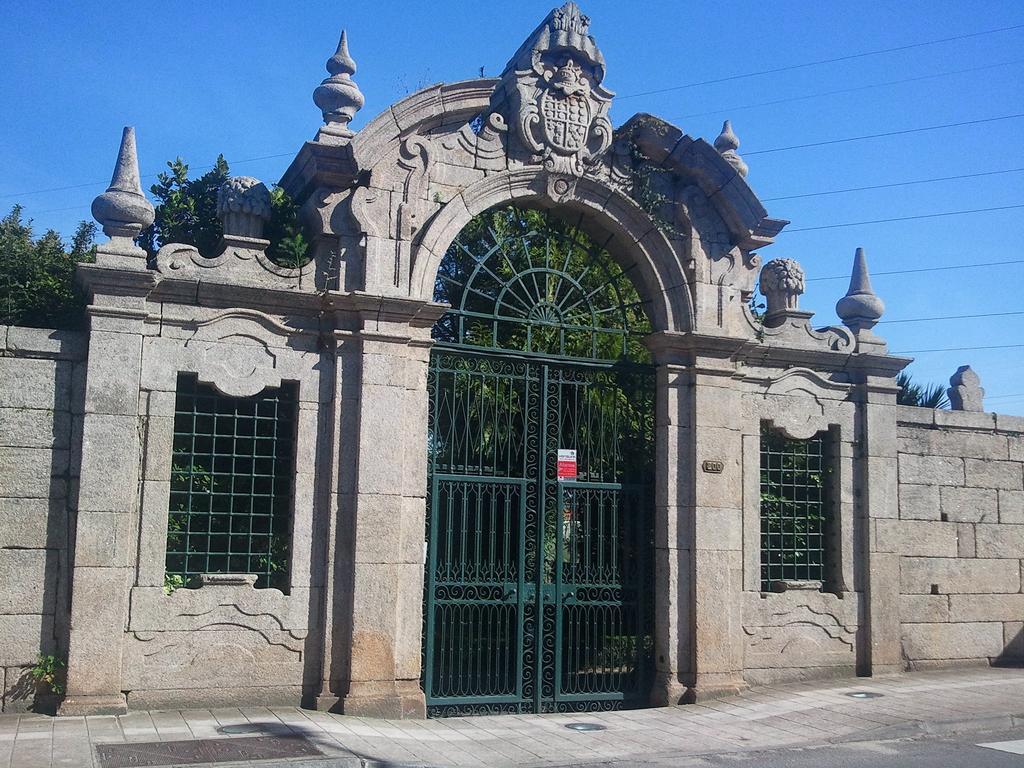 Our Lady Of Mercy Villa Ermesinde Bilik gambar